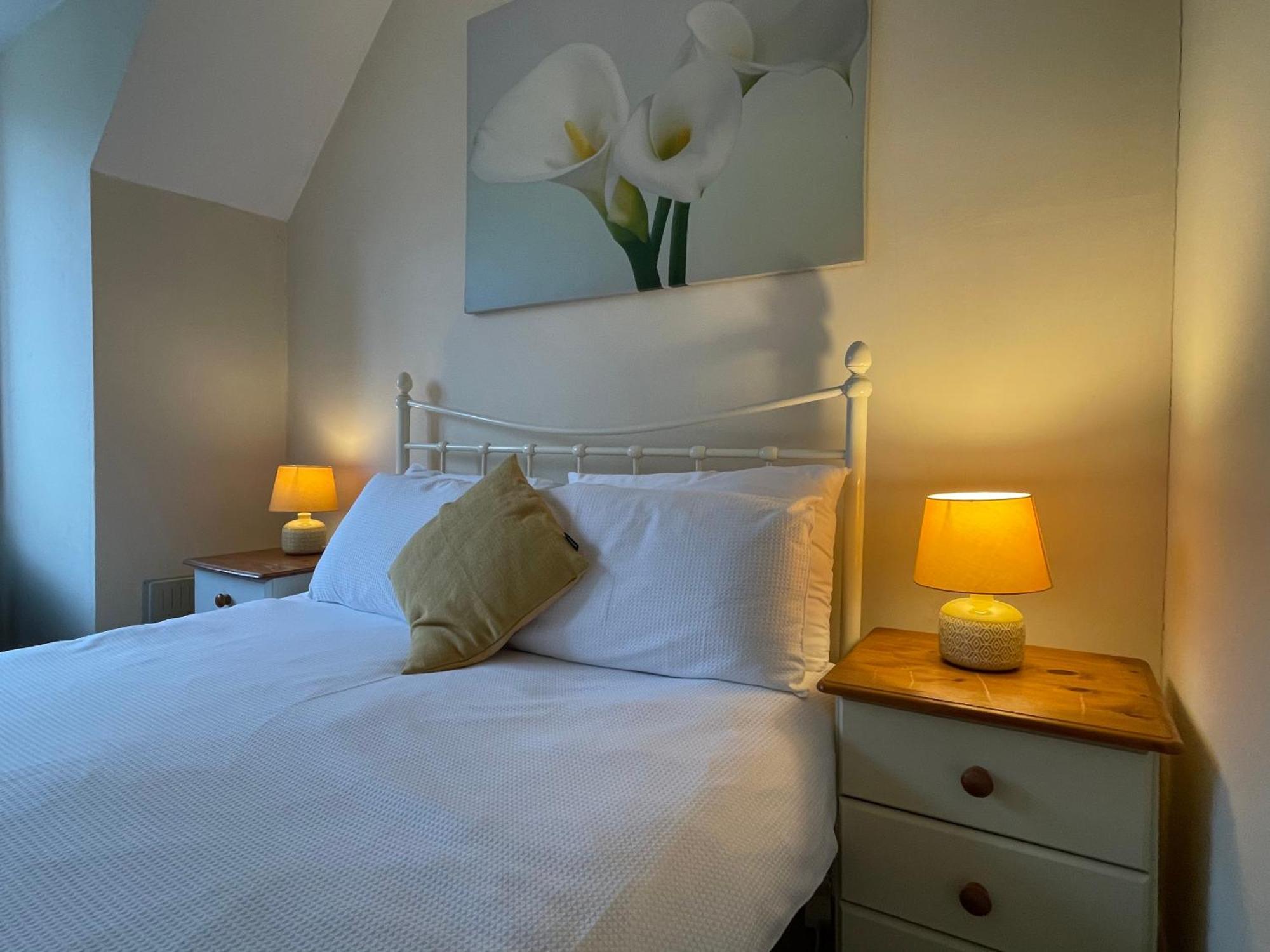 Large 5 Bed House In Scarborough Near The Beach, Large Garden & Hot Tub Buitenkant foto
