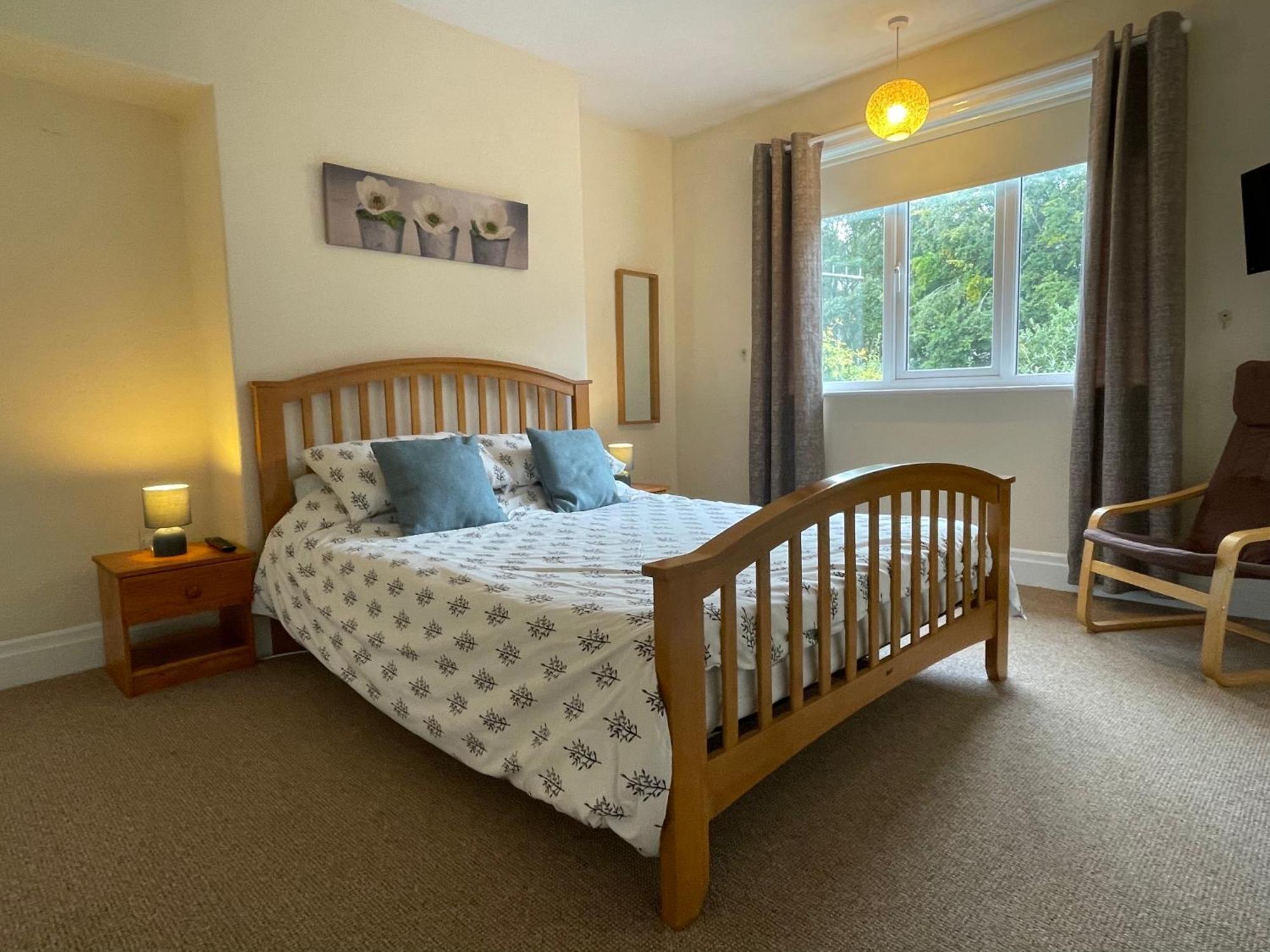 Large 5 Bed House In Scarborough Near The Beach, Large Garden & Hot Tub Buitenkant foto